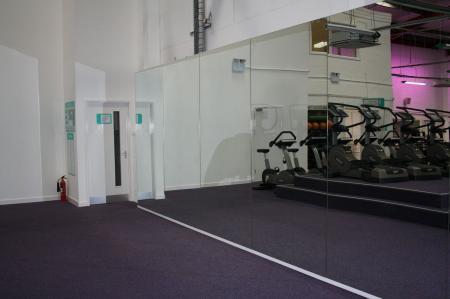 Simply Gym Llansamlet - Image 4
